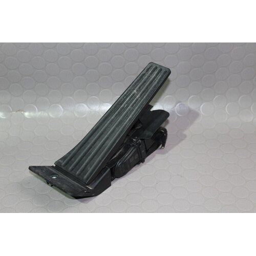 BMW F20 1er Gaspedal Fahrpedalmodul Automatikgetriebe 6789528