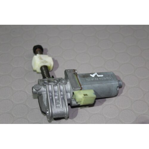BMW X5 E70 Stellmotor Sitzverstellung Vorne Links 8348034