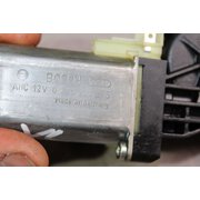 Mercedes W211 Stellmotor Sitzverstellung vorne links 0390203275
