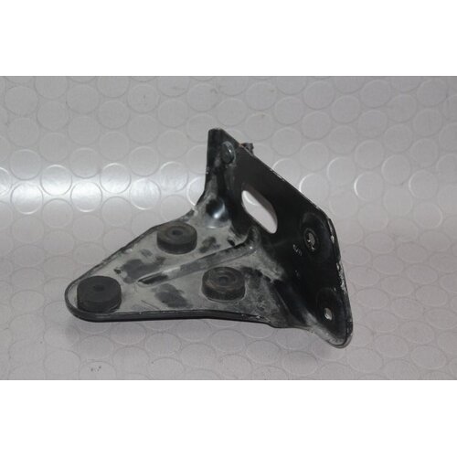 VW T5 Transporter Halterung ABS Einheit 7E0614711 A