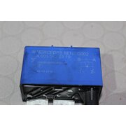 Mercedes Benz W117 CLA Relais Batteriesicherung A 0035422319