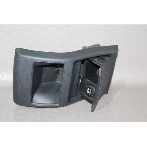 Mercedes Benz W117 CLA Blende Verkleidung Mittelkonsole A 2466460069