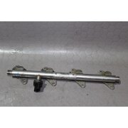 Mercedes Benz W117 CLA Einspritzleiste Kraftstoffverteiler A 2700701595