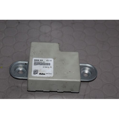 BMW E89 Z4 Antennenverstärker 6935024