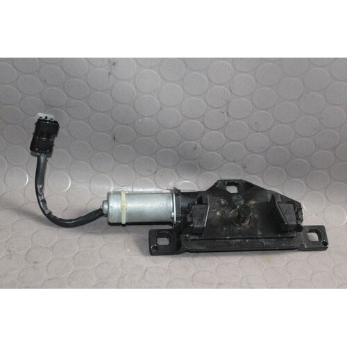 BMW E65 7er 730d Stellmotor Heckklappenverriegelung 7014872