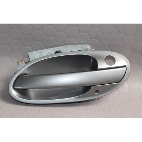 BMW E65 7er 730d Türgriff außen vorne links Sterlinggrau