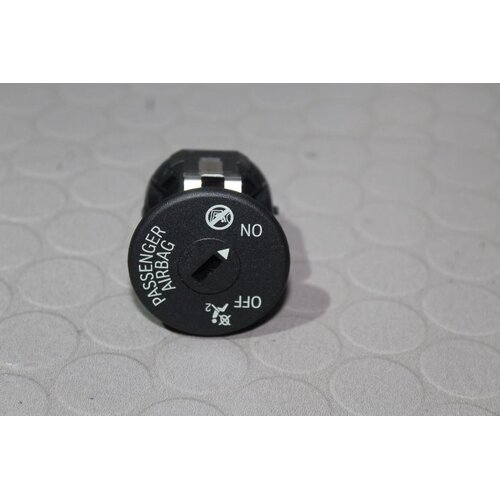 Mini Cooper F56 Airbagschalter Schlüsselschalter Airbag Deaktivierung 9326501