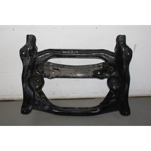 Mercedes Benz W221 S-Klasse 420CDI Vorderachsträger Motorträger vorne