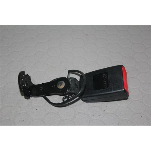 Audi A1 8X Gurtschloß hinten links 8X0857739C